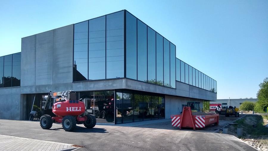 BOSS paints opent nieuw depot in Hasselt