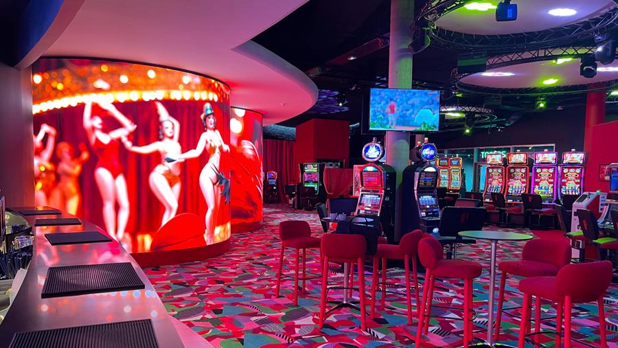 Un tapis rouge et coloré pour le nouveau casino de Middelkerke